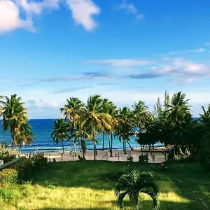 Les Pieds Dans L'eau Archipel Et Savanne Apartment